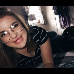 Meet your Posher, Hannah